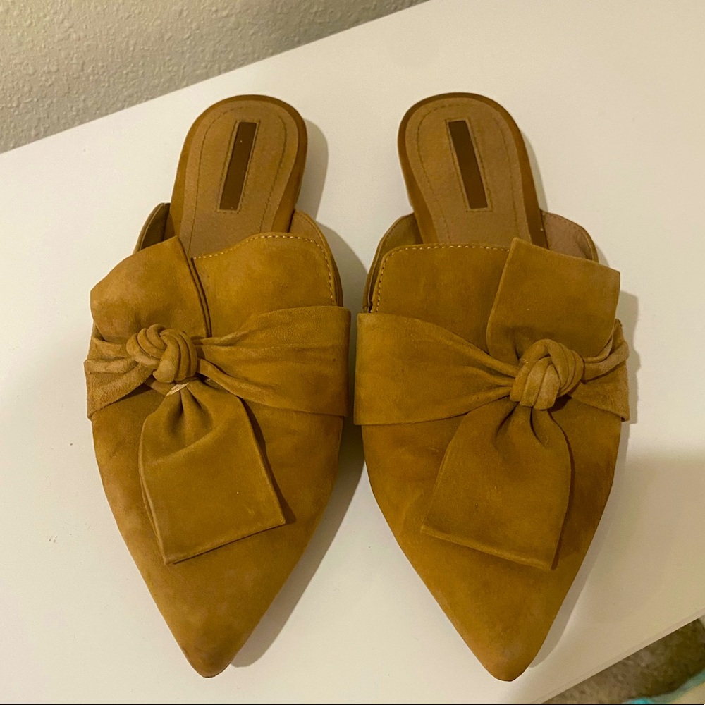 Tahari Bow Mules